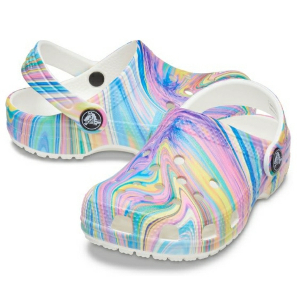 (New) Kid Crocs (kid size: C4)